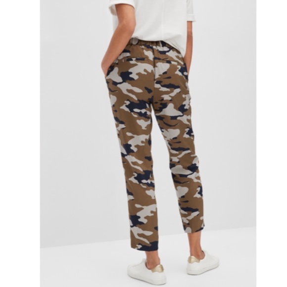 NWT Banana Republic Hayden Camouflage Soft Ankle Pants - Picture 2 of 5